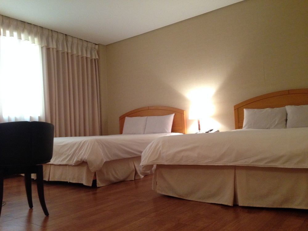 Daedong Hotel Jeju Exterior photo
